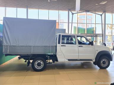 Легковой автотранспорт - УАЗ Профи 236324-105