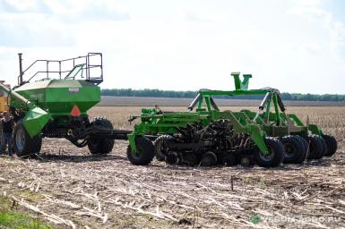 Сеялки - ДОН 637 пневматический посевной комплекс