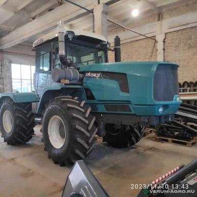 Колесные тракторы - БТЗ 254К-20 
