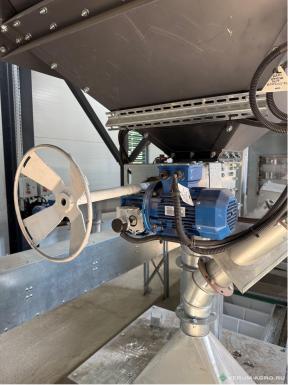 Прочее - БАЗУ-РУСЬ Шиберная задвижка позиционная для регулирования потока зерна