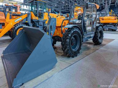 Телескопические погрузчики - UMG Телескопический погрузчик TLH-3507 CE 