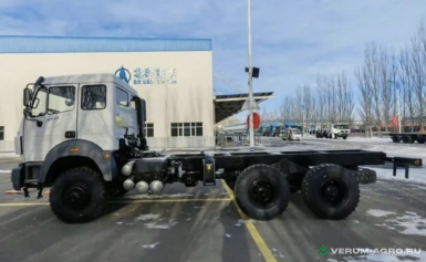 Грузовой автотранспорт - BEIBEN 2538LTR с КМУ Бортовой автомобиль