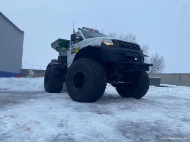 Разбрасыватели удобрений - ВУАЗ-АГРО 1000М Дизель 122 л.с. Самоходный разбрасыватель