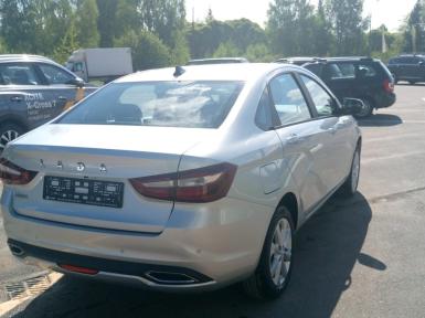 Легковой автотранспорт - LADA Vesta 1.6 CVT (106 л.с.)