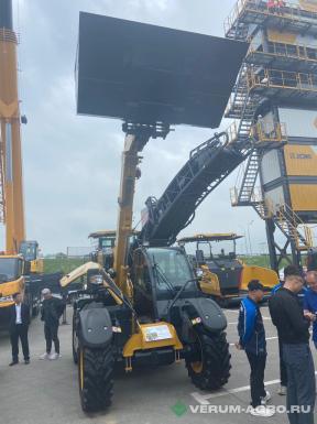 Телескопические погрузчики - XCMG XC6-3007K