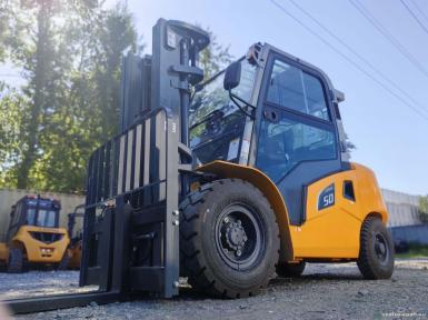 Телескопические погрузчики - AURORA CPCD50 G3