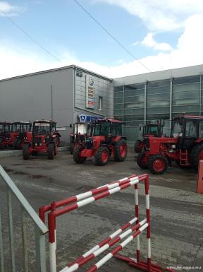 Колесные тракторы - BELARUS 1221.3 Базовая комплектация