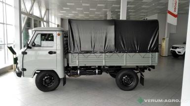 Легковой автотранспорт - УАЗ 3303 ,Бортовой 2х местный