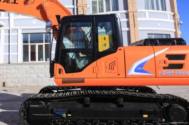 Экскаваторы - LONKING CDM6225 
