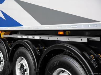 Полуприцепы - GRUNWALD специализированный,
полуприцеп - самосвал Алюминиевый 52 м.куб.