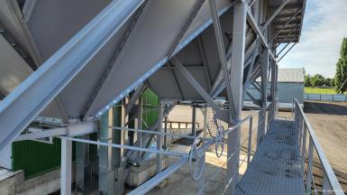 Дополнительное оборудование - АГРО-ЦЕНТР Бункер-накопитель ЗАВ, болтовой соединение 4,2*4,2 