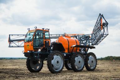 Опрыскиватели самоходные - ТУМАН Туман 2-М Штанговый опрыскиватель 