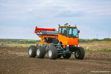 Опрыскиватели самоходные - ТУМАН ТУМАН-1М Опрыскиватель-разбрасыватель ТУМАН-1М, 0905000