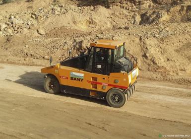 Прочее - SANY SPR260C-8 Каток пневмошинный (пневмоколесный)