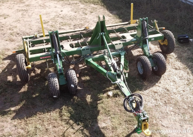 Плуги и глубокорыхлители - ЗАВОД ИМЕНИ МЕДВЕДЕВА  полуприцепной Глубокорыхлитель ГРП 4.01  