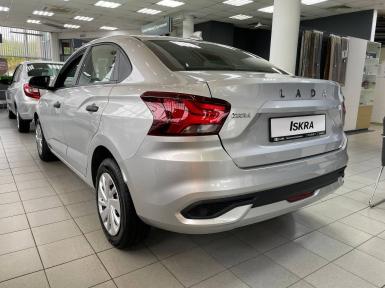 Легковой автотранспорт - LADA Iskra 1.6 CVT (106 л.с.)