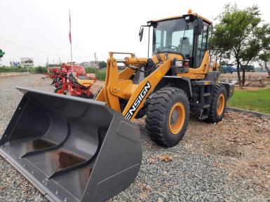 Фронтальные погрузчики - ENSIGN YX635 с/х ковш