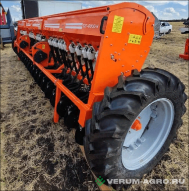 Сеялки - АГРО ГРУПП ВЕСТ СЗВ 6.000-06V,Вариатор, Прикатывающие колеса давление
на сошник до 65кг.