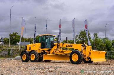 Грейдеры - LGCE G9220F AWD