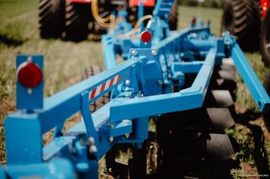 Плуги и глубокорыхлители - ТД АЛМАЗ ПЛУГ ЛЕМЕШНЫЙ ПОЛУПРИЦЕПНОЙ FINIST ПЛП-(9+2)X40 