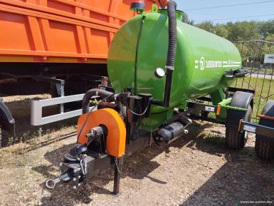 Прицепы для с/х техники - ЛЕНКОМТЕХ ЛКТ-4в вакуумный