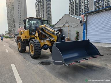 Фронтальные погрузчики - LGCE SL300T