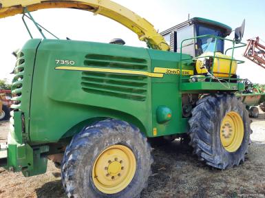 Кормоуборочные комбайны - JOHN DEERE 7350 
