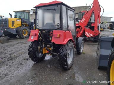 Колесные тракторы - БЕЛАРУС 320.4М 320