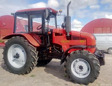 Колесные тракторы - BELARUS 1221.4  001