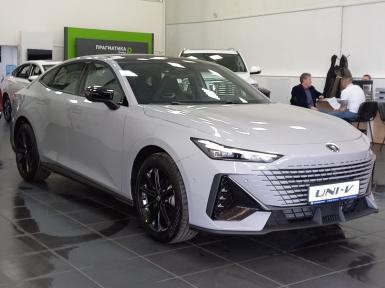 Легковой автотранспорт - CHANGAN UNI-V 1.5 AMT (181 л.с.)