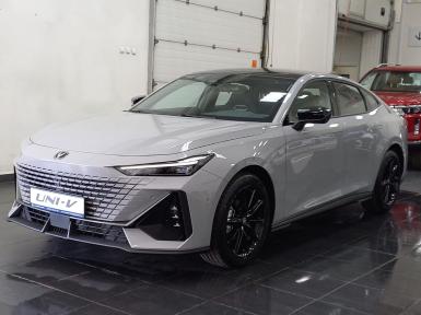 Легковой автотранспорт - CHANGAN UNI-V 1.5 AMT (181 л.с.)