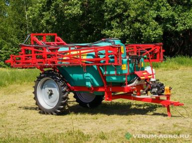 Опрыскиватели прицепные - ТАТАГРОХИМСЕРВИС БУРАН-2500 л, штанга 18 м, для маточника, компьютер