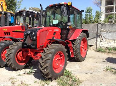 Колесные тракторы - BELARUS Трактор Беларус-82.3 (006)