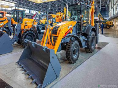 Экскаваторы - UMG Экскаватор-погрузчик TLB 845 