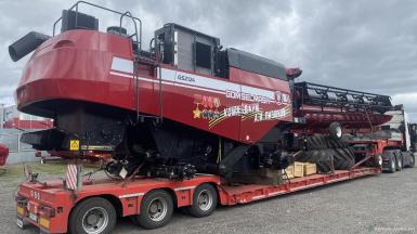 Зерноуборочные комбайны - ГОМСЕЛЬМАШ Зерноуборочный комбайн GS2124