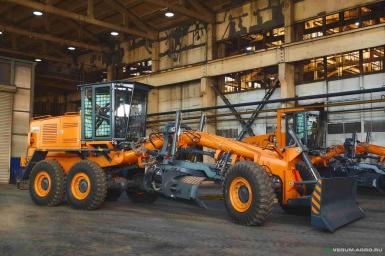 Грейдеры - UMG Автогрейдер ДЗ-250 