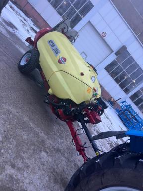 Опрыскиватели прицепные - HARDI Neptun 2000 Опрыскиватель садовый