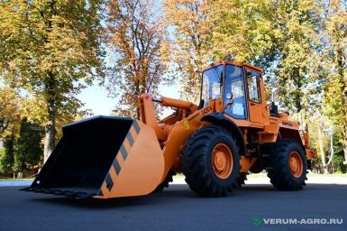 Фронтальные погрузчики - АМКОДОР Погрузчик универсальный  342С4