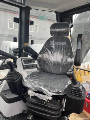 Экскаваторы - XCMG XC8-S3570 Экскаватор-погрузчик равноколесный