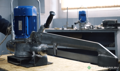 Оборудование для мясопереработки - ГОМЕЛЬАГРОКОМПЛЕКТ Пила для распиловки туш ПРТ-2А 