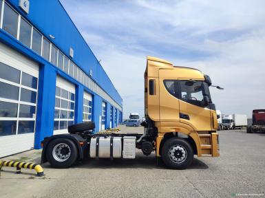 Грузовой автотранспорт - CAMC  H9 седельный тягач 4х2