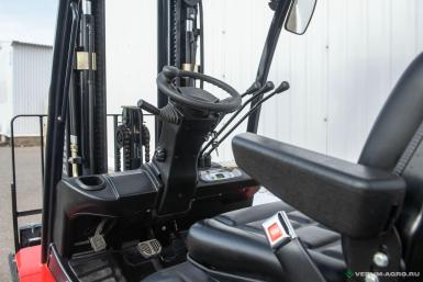 Мини-погрузчики - POLAR BADGER CPCD30