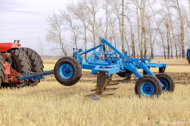 Культиваторы - АНИТИМ ПЛОСКОРЕЗ-ГЛУБОКОРЫХЛИТЕЛЬ ПОЛУПРИЦЕПНОЙ  STAVR ПГП-7