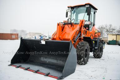 Фронтальные погрузчики - MOLOT 180 