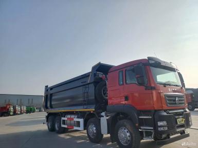 Грузовой автотранспорт - SITRAK C7H 8x4