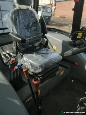 Колесные тракторы - FARMER-YT 904 4х4