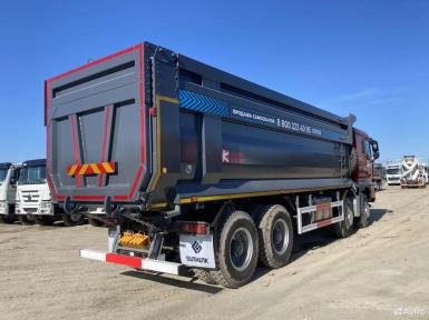 Грузовой автотранспорт - SITRAK C7H 8x4