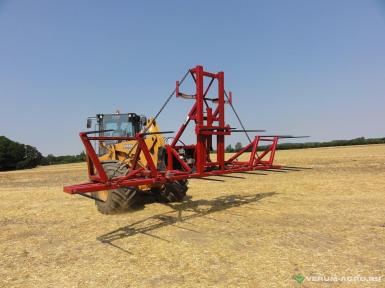 Прочее - POMI Захват-штабелер тюков сена и соломы