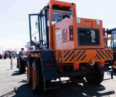 Грейдеры - UMG Автогрейдер ДЗ-98 