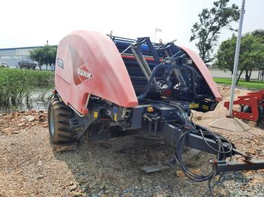 Пресс-подборщики - KUHN VGXB I-BIO+ + стол для заготовки силоса